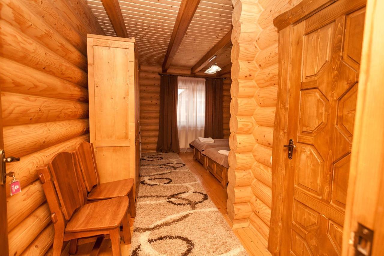 Guest House М Vorohta Exterior foto